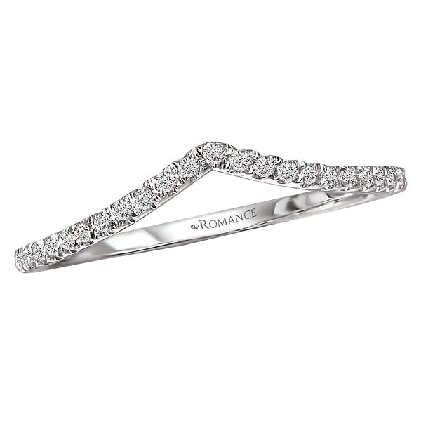 curved wedding band